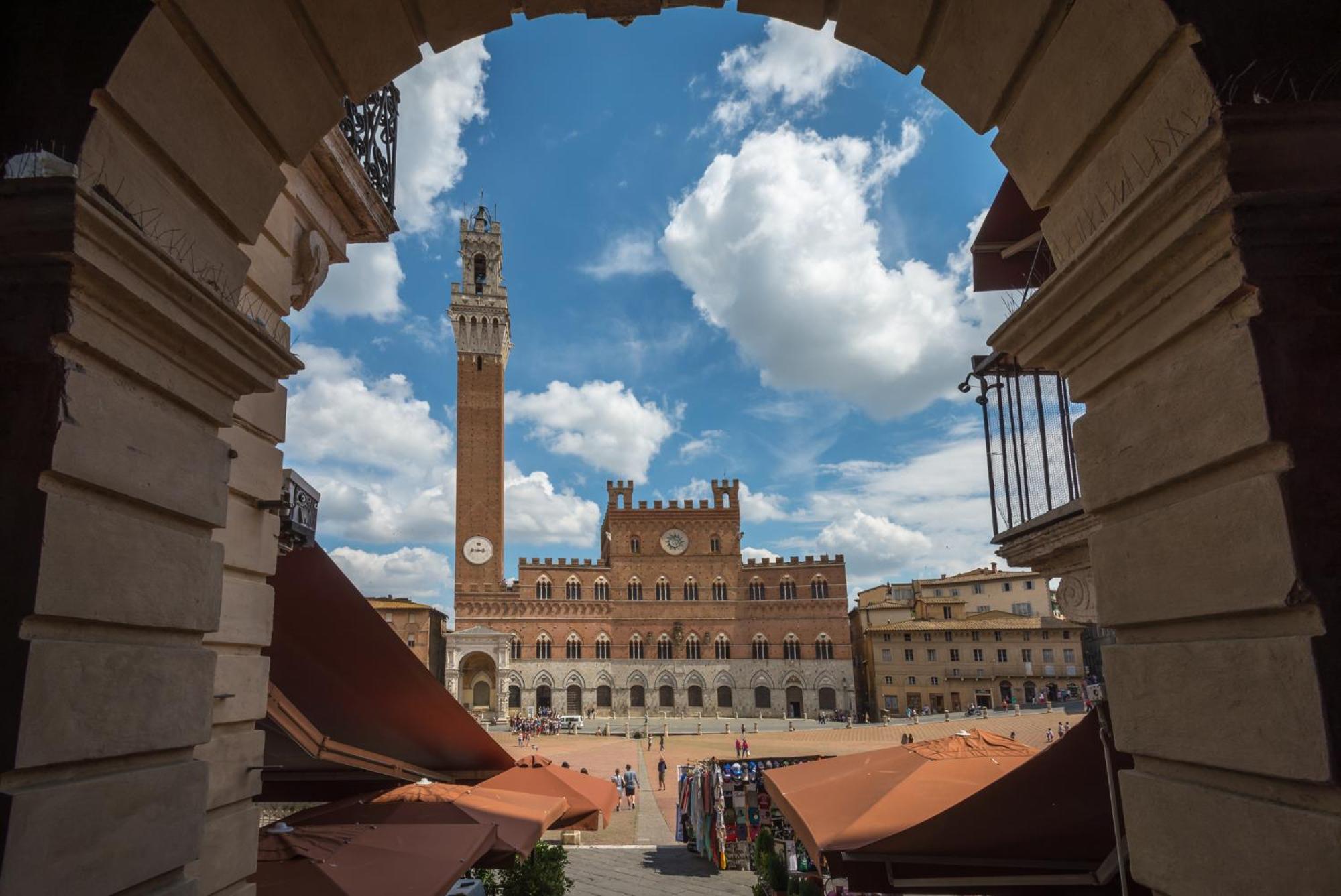 La Campanina-Nel Cuore Di Siena E Della Contrada Zewnętrze zdjęcie